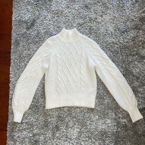 White Abercrombie & Fitch Sweater